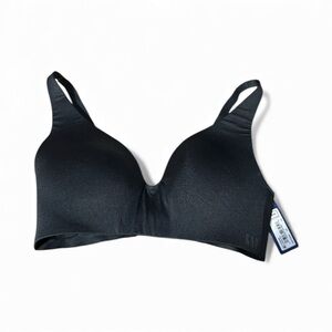 GapBody Everyday Wirefree Bra – Smooth Micro Fabric, Size 32B (Black)